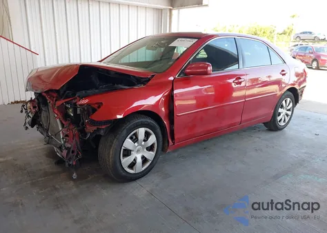 2007 Toyota Camry Le из США, поврежденный, VIN 4T1BE46K57U017739